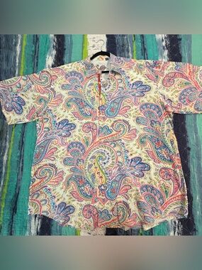Paisley Short Sleeve Button Down 💛